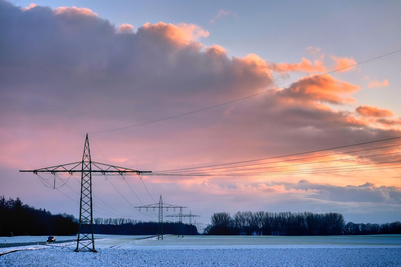 découvrez le potentiel des énergies marines, une source durable et innovante d'énergie renouvelable. explorez les technologies émergentes, les avantages environnementaux et les opportunités économiques qu'offrent l'énergie des vagues, des marées et des courants marins.